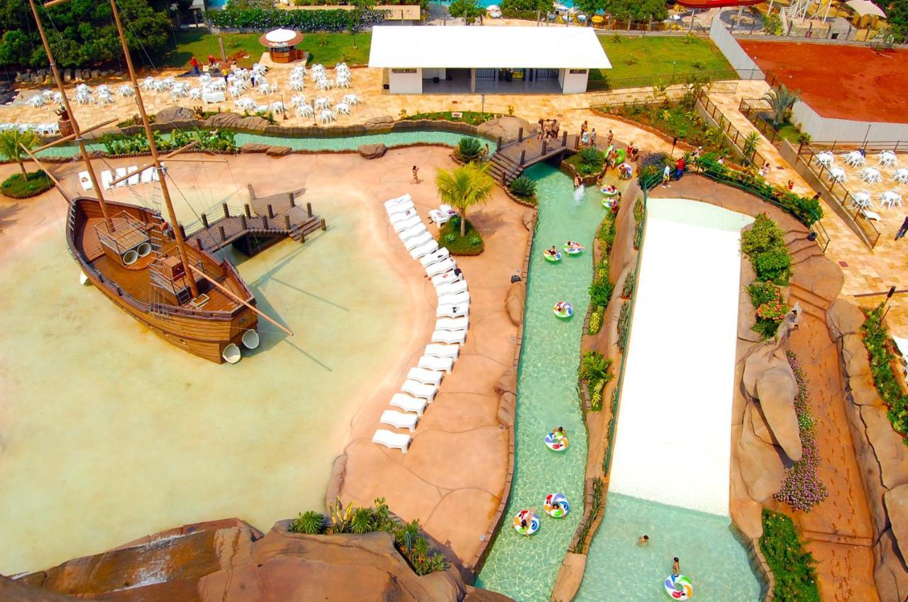 Villas Diroma Com Um Dia No Acqua Park, Splash E Slide Caldas Novas Exteriér fotografie