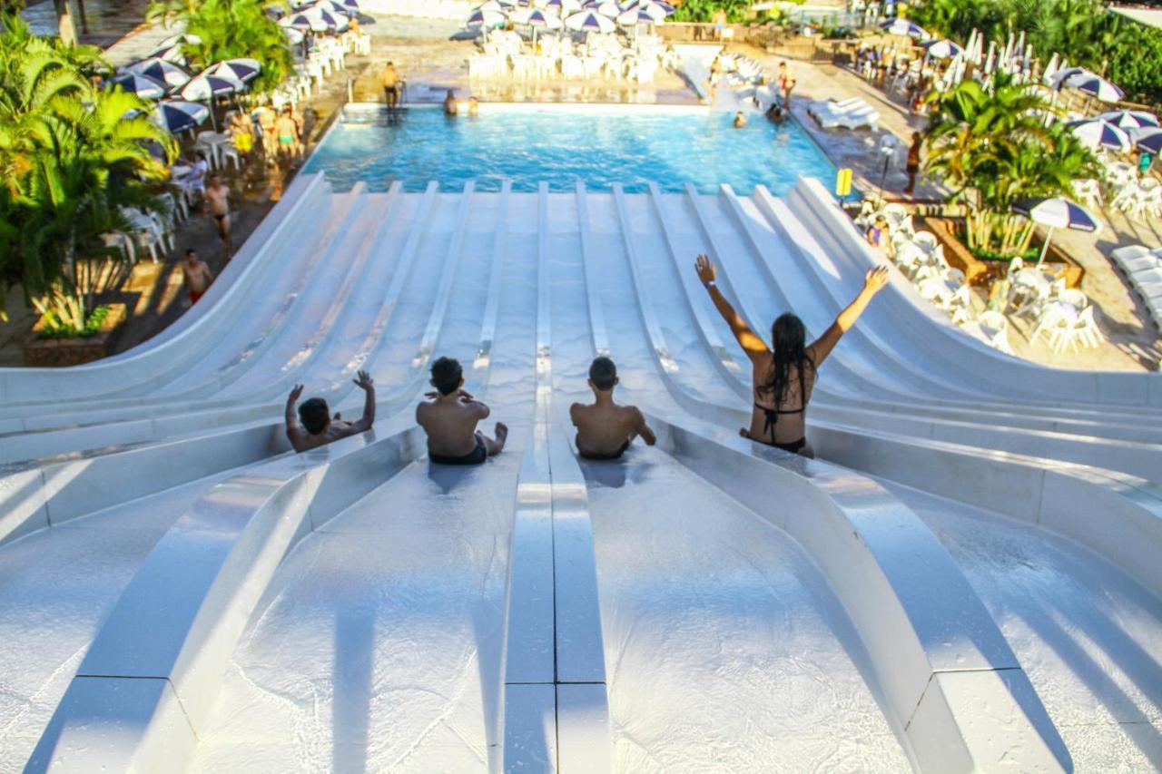 Villas Diroma Com Um Dia No Acqua Park, Splash E Slide Caldas Novas Exteriér fotografie