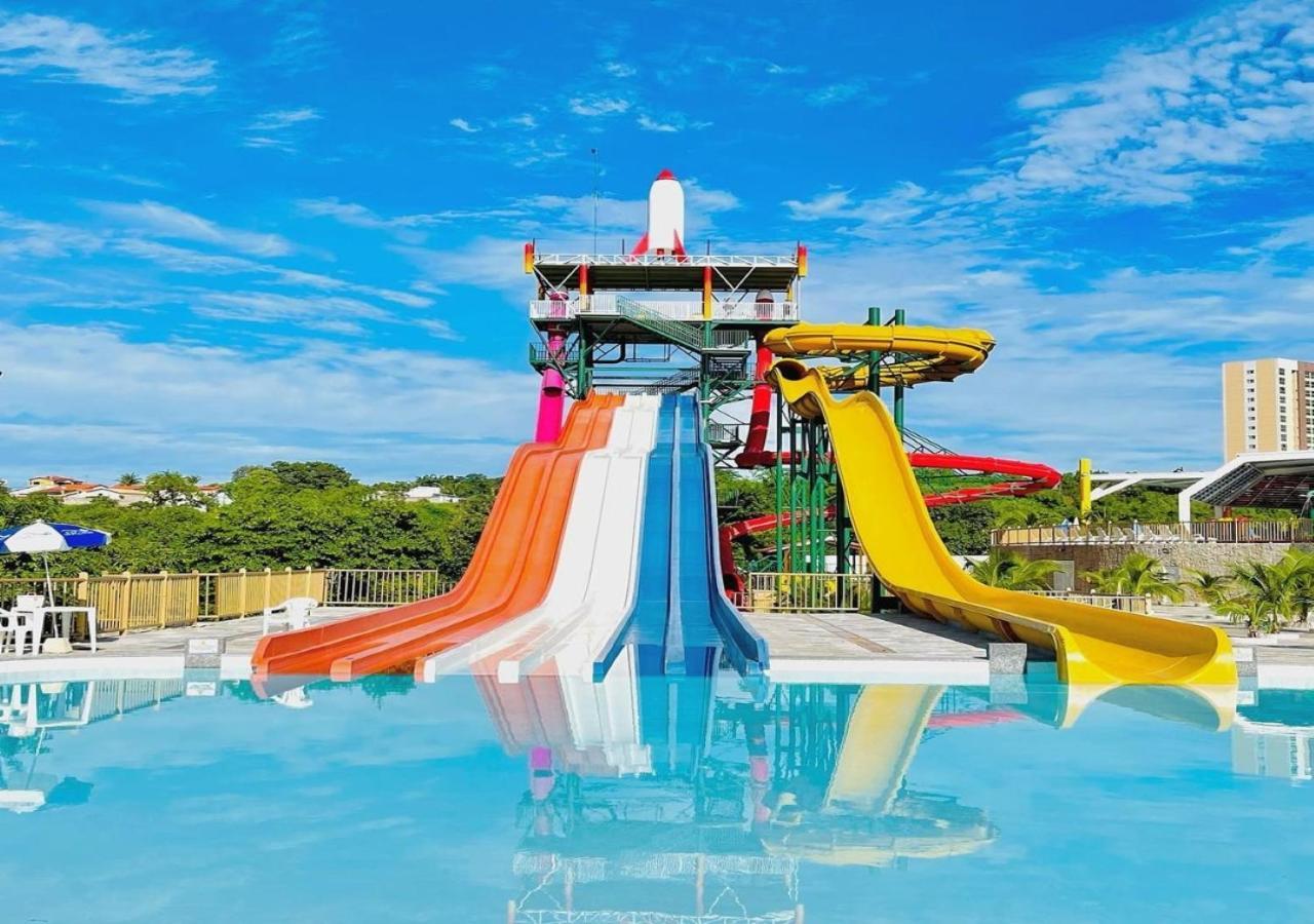 Villas Diroma Com Um Dia No Acqua Park, Splash E Slide Caldas Novas Exteriér fotografie