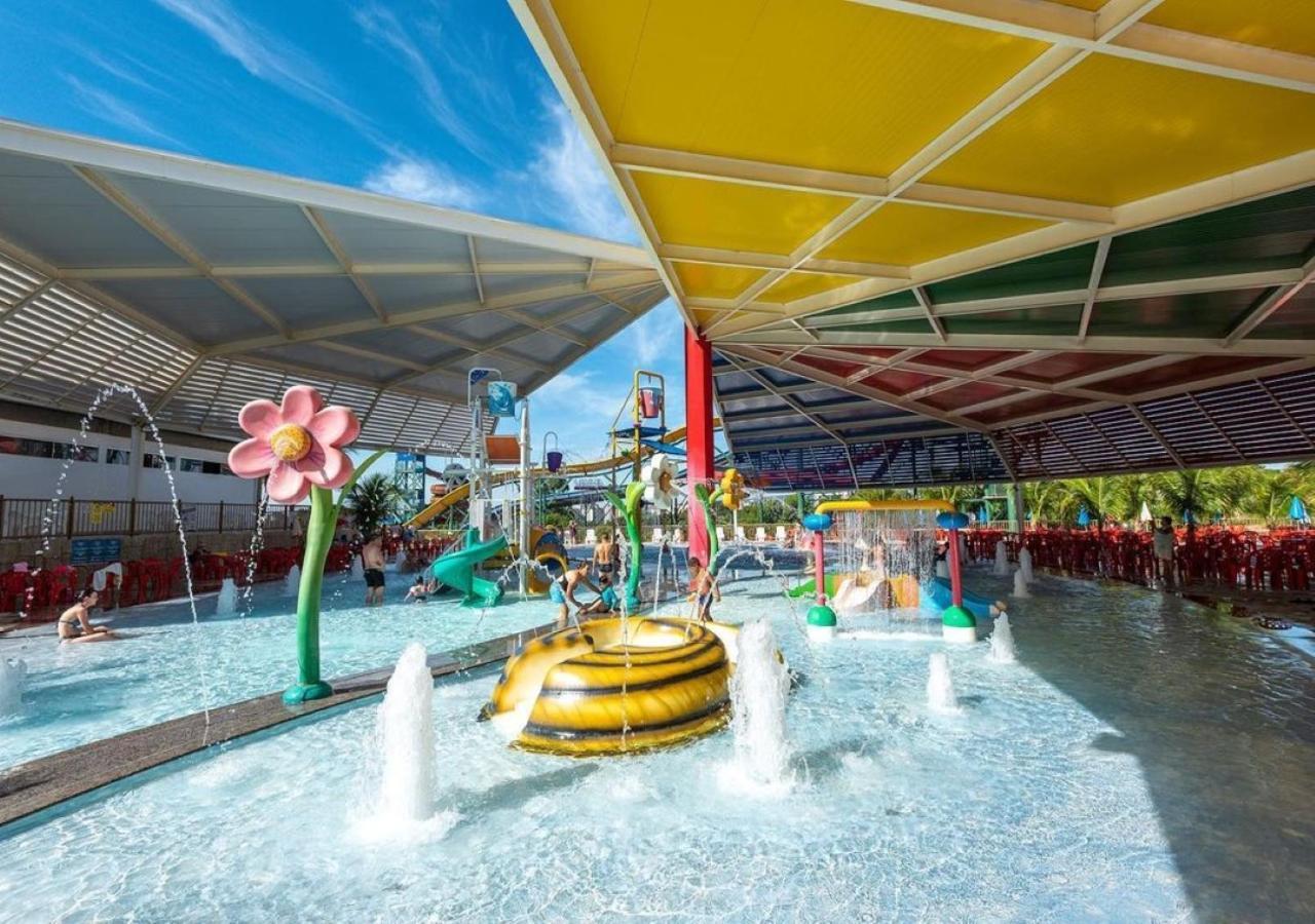 Villas Diroma Com Um Dia No Acqua Park, Splash E Slide Caldas Novas Exteriér fotografie